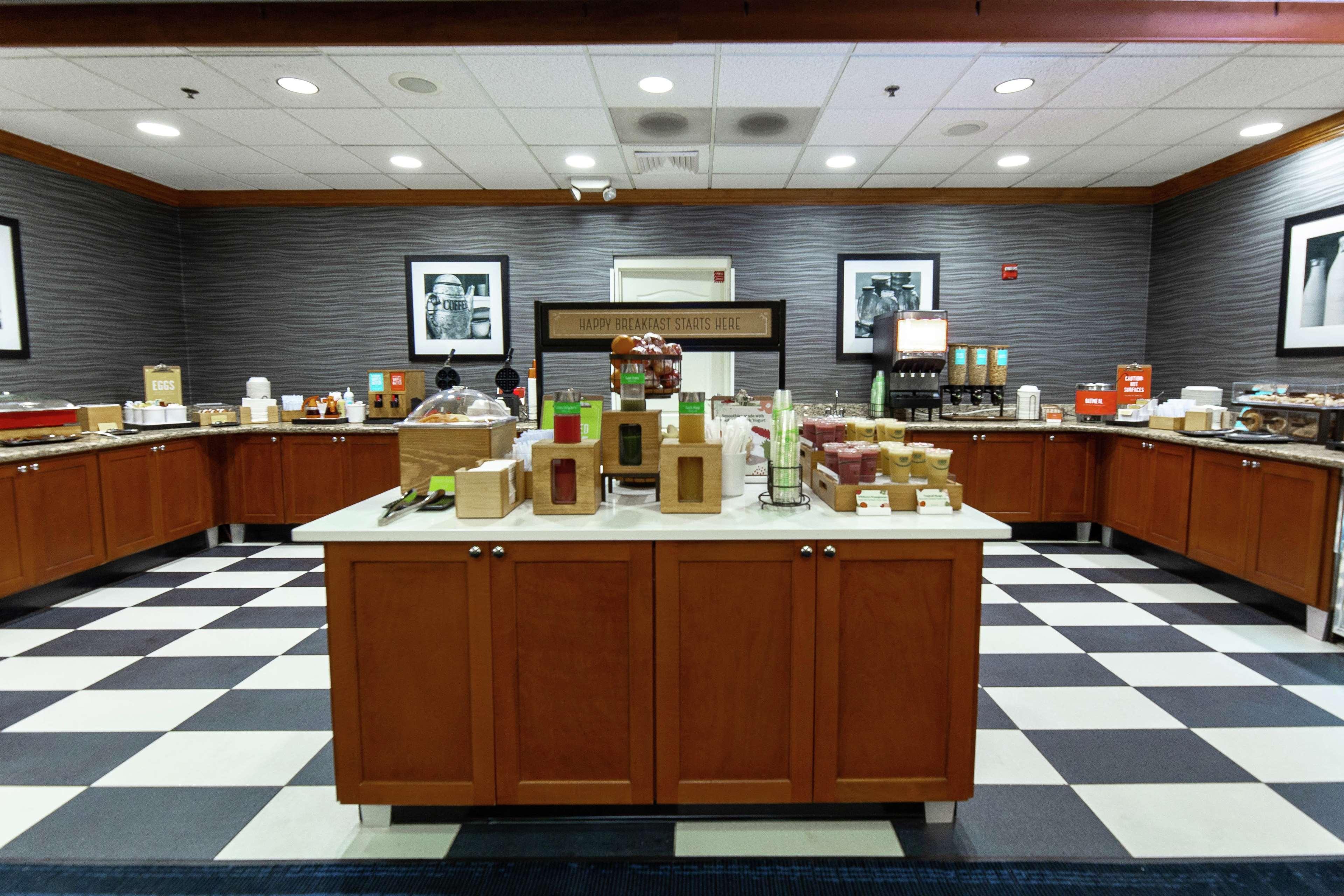 Hampton Inn & Suites Jacksonville Deerwood Park Exteriér fotografie