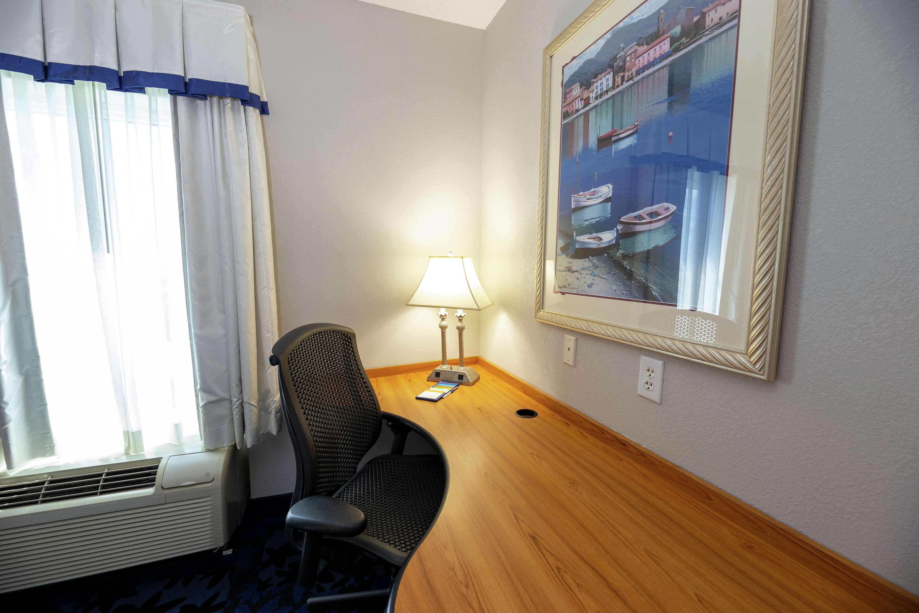 Hampton Inn & Suites Jacksonville Deerwood Park Exteriér fotografie